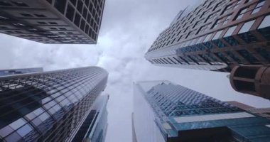 Hong Kong İş Merkezi 'ndeki Yüksek Binalar, Alt Manzara