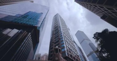 Hong Kong İş Merkezi 'ndeki Yüksek Binalar, Alt Manzara