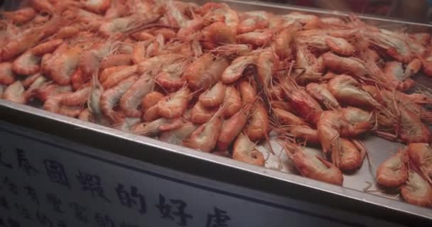 대만의 시장에서 요리하는 해산물 — 비디오