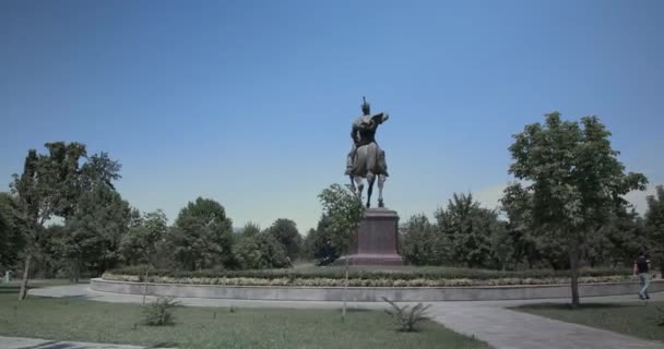 Μνημείο Αμίρ Τεμούρ Στο Κέντρο Της Τασκένδης Ουζμπεκιστάν — Αρχείο Βίντεο