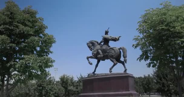 Pomnik Amira Temura Centrum Taszkentu Uzbekistan — Wideo stockowe