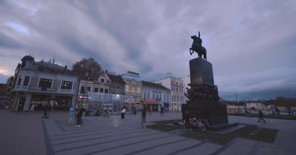 Monument Het Plein Het Centrum Van Nis Servië — Stockvideo