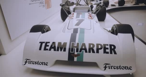 Chevron B27 Racing Car Macau Grand Prix Museum Close — Stock video