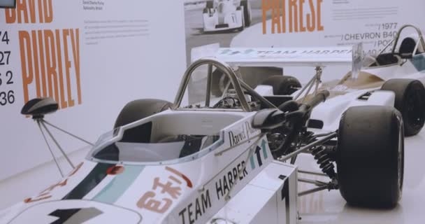 Chevron B27 Racing Car Macau Grand Prix Museum Close — Stock Video
