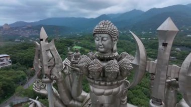 Tayvan 'da Bin El Guanshiyin Bodhisattva, Yakın Hava Görüntüsü