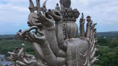 Tayvan 'da Bin El Guanshiyin Bodhisattva, Yakın Hava Görüntüsü