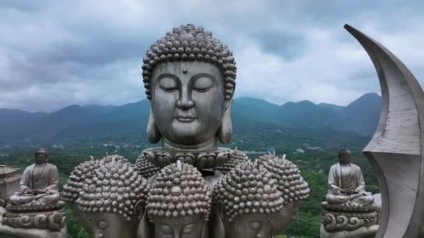 Thousand Hands Guanshiyin Bodhisattva Taiwan Close Aerial View — Stock Video