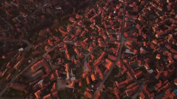 Sırbistan Başkenti Sunset Bir Balkan Köyünün Çatıları Tepetaklak — Stok video