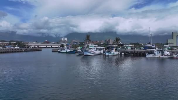 Barcos Puerto Pesca Hualien Taiwán Vista Aérea — Vídeo de stock