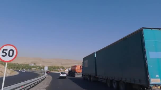 Autostrada Con Auto Kazakistan Vista Dal Parabrezza — Video Stock