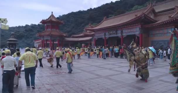 Heilige Ceremonie Met Figuren Van Goden Een Tempel Taiwan — Stockvideo