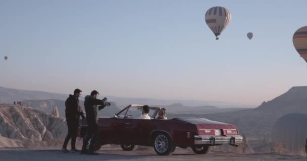 Photo Shoots Retro Cars Dawn Cappadocia Turkey — Stock Video