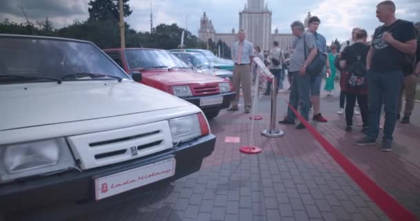 Выставка Автомобилей Lada Retro Москве — стоковое видео