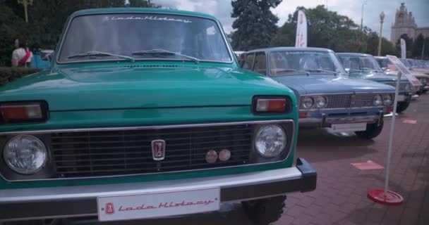 Lada Retro Araba Sergisi Moskova — Stok video