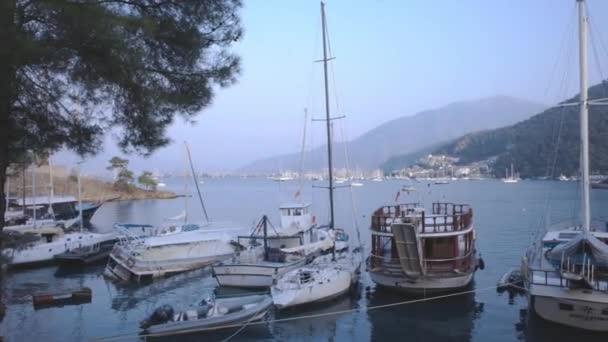 トルコの海岸 ヨットが付いているフェティエ湾の風景 — ストック動画
