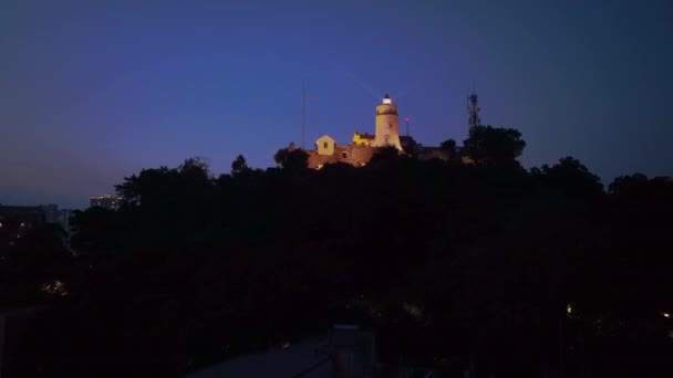 Guia Világítótorony Éjszaka Dombján Makaó Kína Légi Kilátás — Stock videók