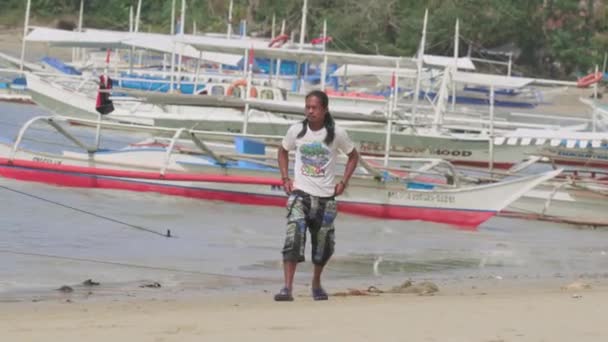 Des Philippins Sur Des Bateaux Traditionnels Sur Île Palawan — Video