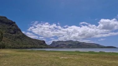 Mauritius 'un Doymuş Doğasının Zamanı, Manzara