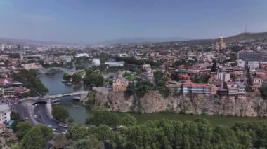 Tiflis 'in Merkezinde Uçan Hava Panoraması
