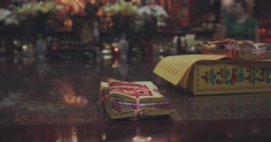 Kaohsiung Tapınağındaki Kutsal Belgeler, Tayvan Dini