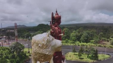 Mauritius 'ta Altın Aslan ile Kutsal Buda, Hava Manzarası