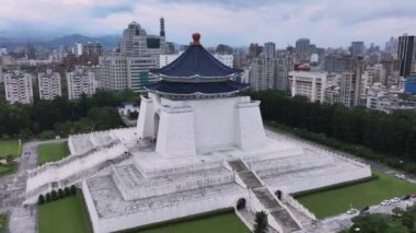 Taipei 'nin merkezinde bulunan Chiang Kai-Shek Anıtı, Tayvan Hava Görüntüsü