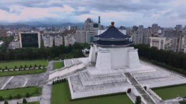 Taipei 'nin merkezinde bulunan Chiang Kai-Shek Anıtı, Tayvan Hava Görüntüsü