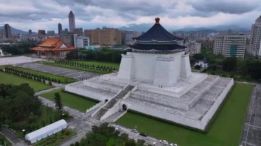 Taipei 'nin merkezinde bulunan Chiang Kai-Shek Anıtı, Tayvan Hava Görüntüsü