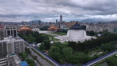 Taipei 'nin merkezinde bulunan Chiang Kai-Shek Anıtı, Tayvan Hava Görüntüsü
