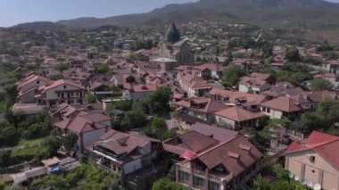 Gürcistan 'da Mtskheta' nın Çatıları Üzerinde Uçmak, Hava Görüntüsü