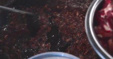 Özbek Pilaf 'ın Büyük Kazanı, Orta Asya Mutfağı