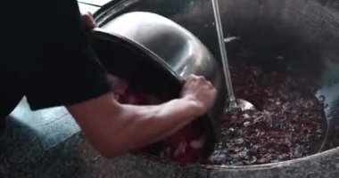 Özbek Pilaf 'ın Büyük Kazanı, Orta Asya Mutfağı