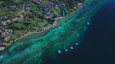 Filipinler 'deki Cebu Adası Sahili' nin Üstten Görünümü