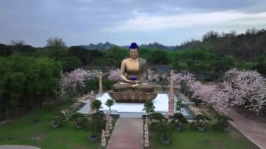 Tainan Bölgesi, Tayvan 'daki Karma Kagyu Manastırı' nda Buda.