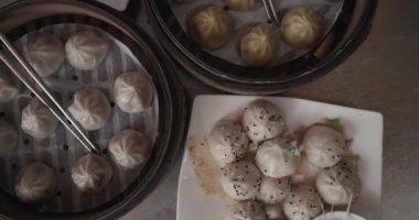 Geleneksel Tabaklarda farklı türde hamur köfteleri