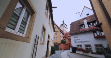 Eski Rothenburg şehrinin ana caddesi Ob Der Tauber, Almanya