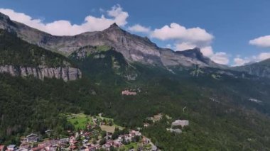 Fransa 'da, Platonun üzerinde uçmak...