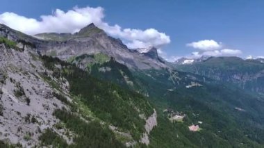 Fransa 'da, Platonun üzerinde uçmak...