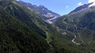 Chamonix, Fransa 'nın Manzaraları Arasındaki Arjantin Buzulu, Hava Görüntüsü
