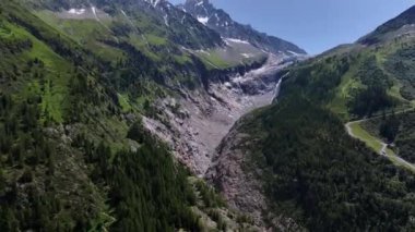 Chamonix, Fransa 'nın Manzaraları Arasındaki Arjantin Buzulu, Hava Görüntüsü