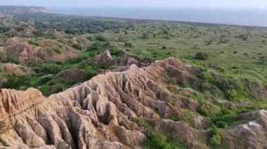 Angola 'da Ay' ın Bakış açısı, Luanda, Havadan Bakış