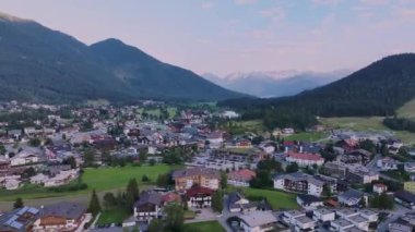Seefeld Resort 'un Yazın Panorama' sı, Tyrol, Avusturya, Hava Görüntüsü