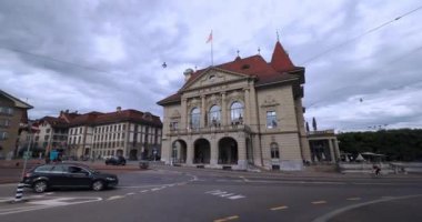 Yazın İsviçre 'de Eski Bern' ün Merkezinde Mimarlık