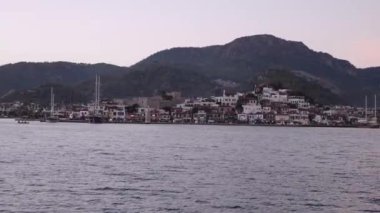 Türkiye 'nin Su Tarafından Akşam Marmarisinin Panoraması