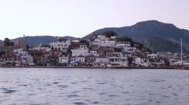 Türkiye 'nin Su Tarafından Akşam Marmarisinin Panoraması