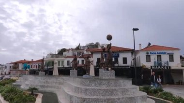 Türkiye 'nin Rıhtımdaki Marmaris' in Merkezindeki Anıt