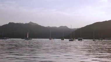 Türkiye 'de Marmaris Sahilinde Yatlar