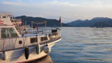 Türkiye 'de Marmaris Sahilinde Yatlar