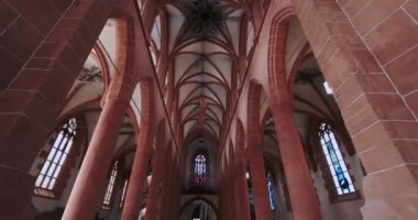 Heidelberg 'deki Kutsal Ruh Kilisesi, Alman Mimarisi