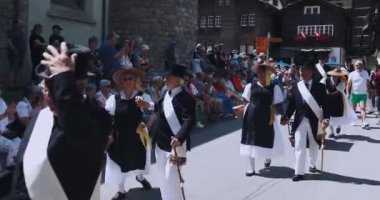 Zermatt 'taki Folklor Festivali, İsviçre Gelenekleri